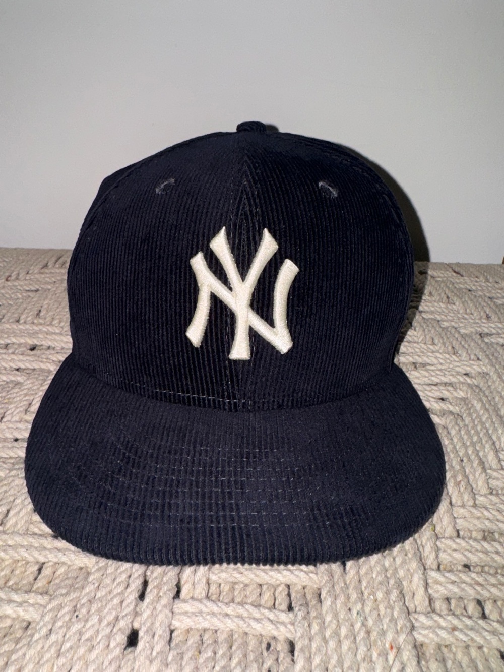 New Era New York Yankees Navy Corduroy World Series 9FIFTY SnapBack Hat - Picture 2 of 6